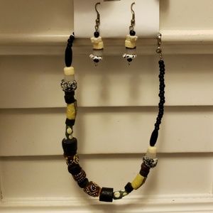 Necklace and earring set